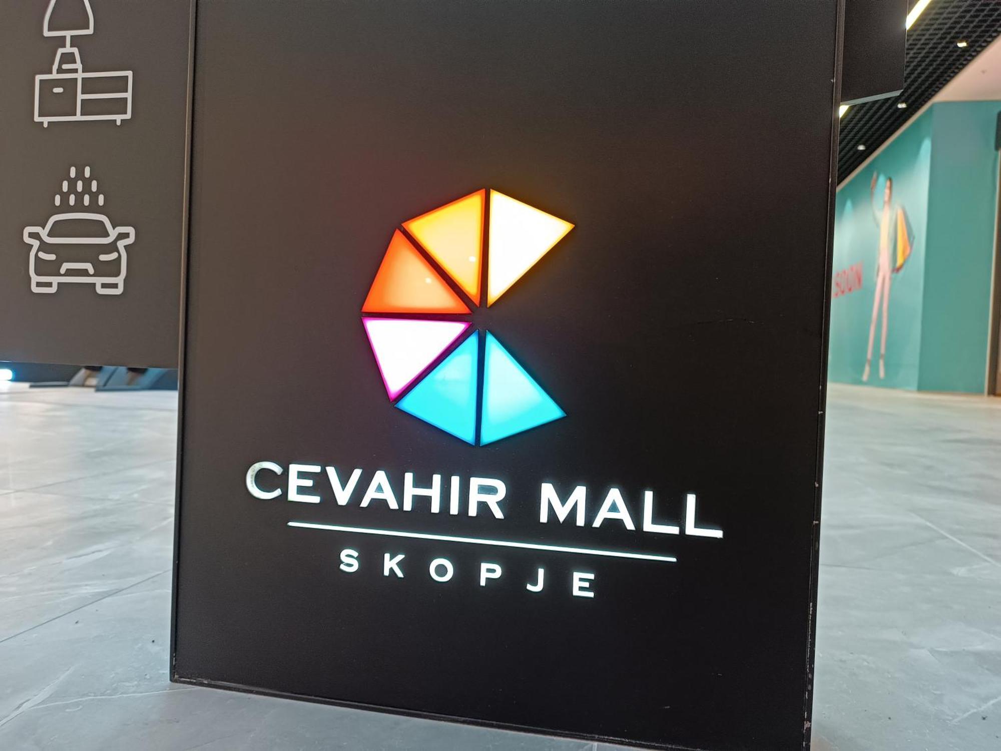 33Rd Floor Twin Apartments In Cevahir Sky City Complex With Pool, Spa, Fitness And Parking Included In Price Skopje Luaran gambar