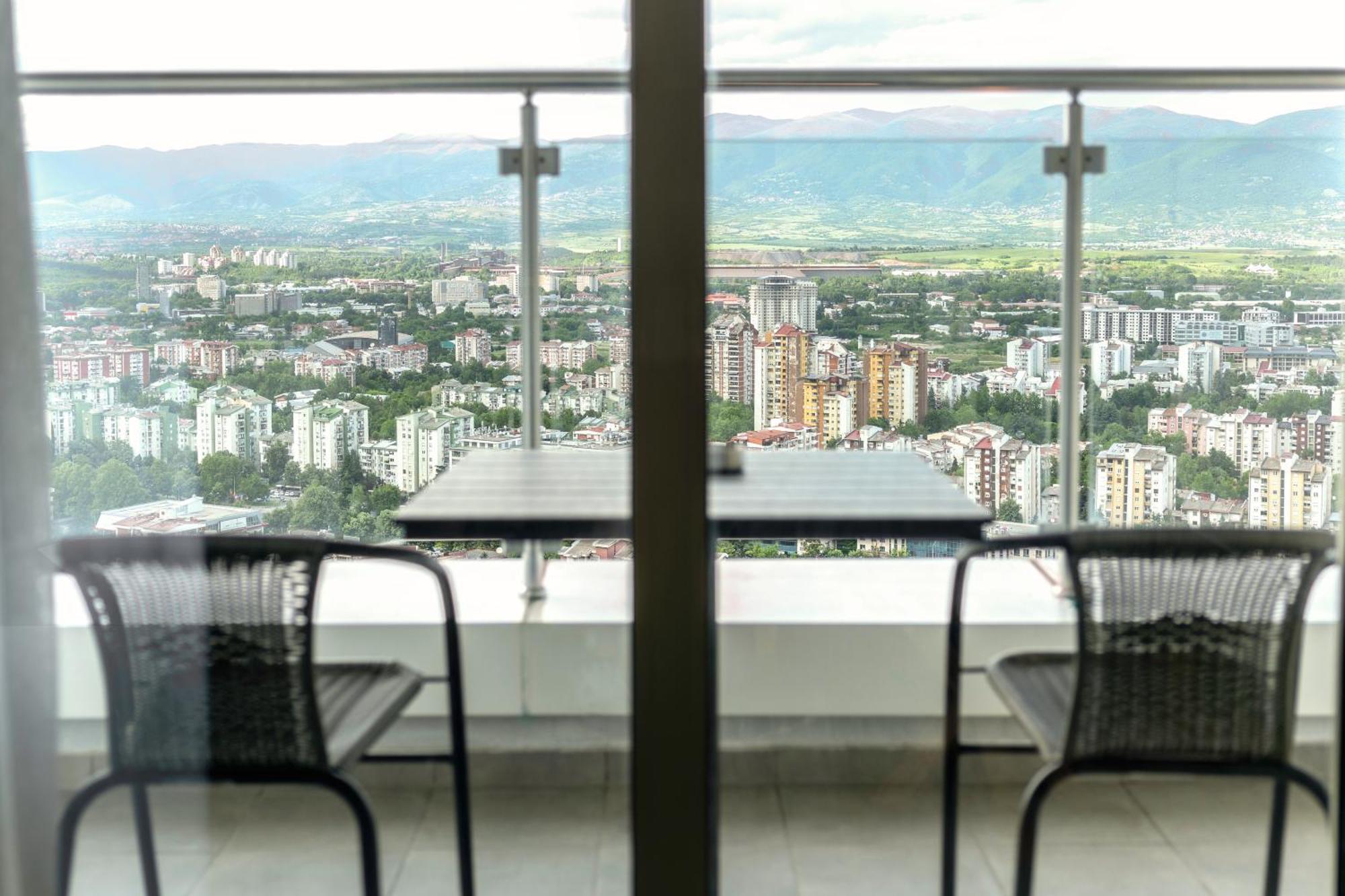 33Rd Floor Twin Apartments In Cevahir Sky City Complex With Pool, Spa, Fitness And Parking Included In Price Skopje Luaran gambar