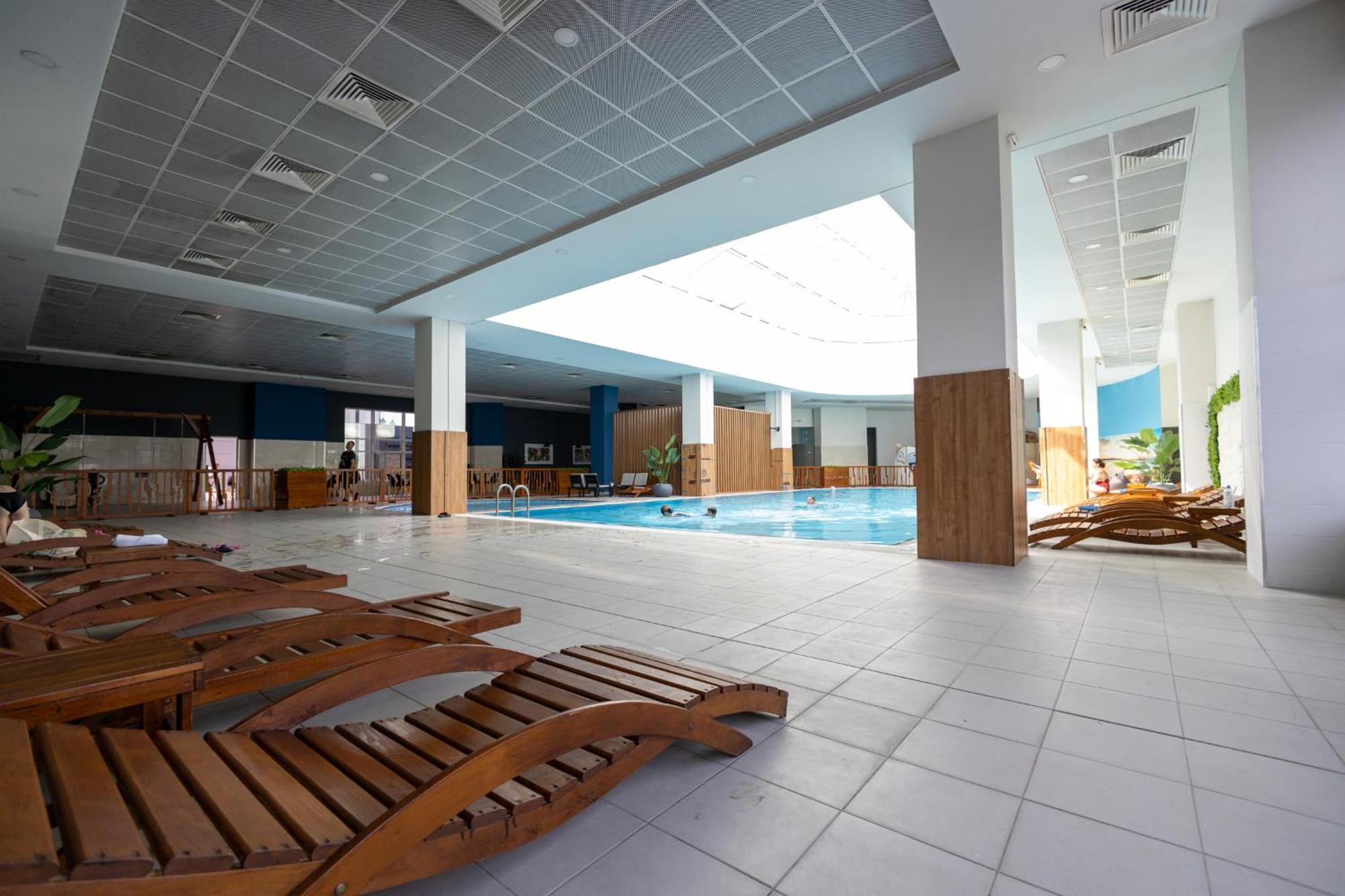 33Rd Floor Twin Apartments In Cevahir Sky City Complex With Pool, Spa, Fitness And Parking Included In Price Skopje Luaran gambar